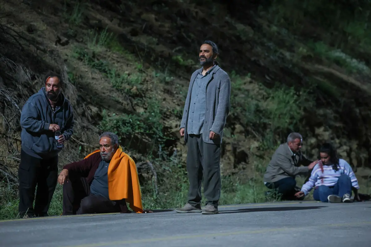 Galerideki Netflix kaynaklı set karelerinden biri; görsel incelenemedi, sahne içeriği doğrulanmadı.