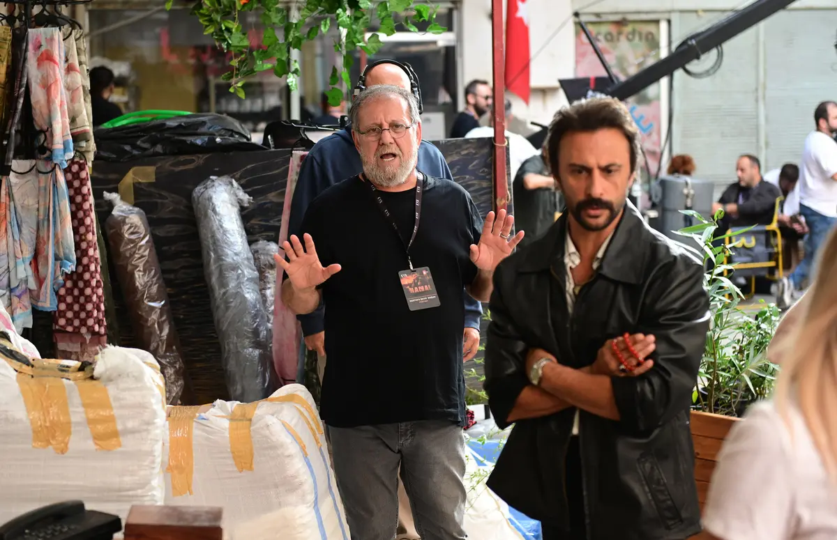 Çekimlerin başlangıcına ait ATV galerisinden başka bir set fotoğrafı.