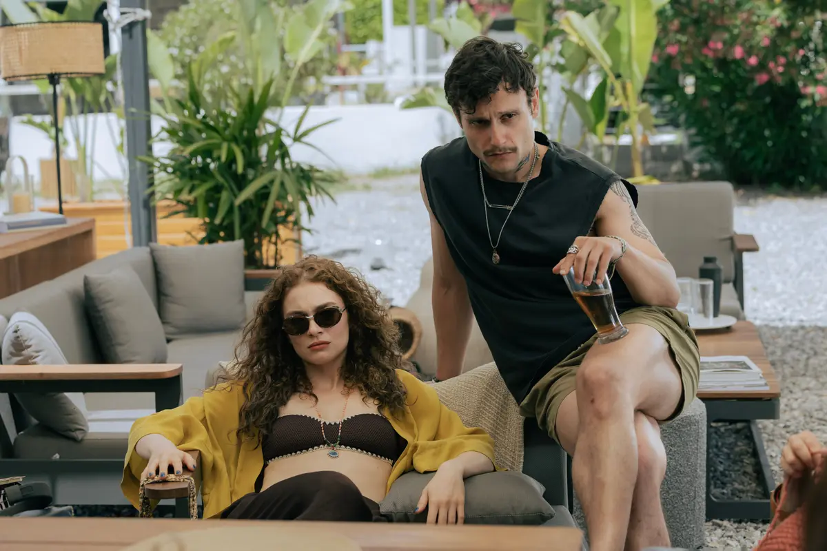 HBO Max'in yayımladığı ilk bakış karelerinden biri; sayfada fotoğraf açıklaması yok, içeriği doğrulanmadı.
