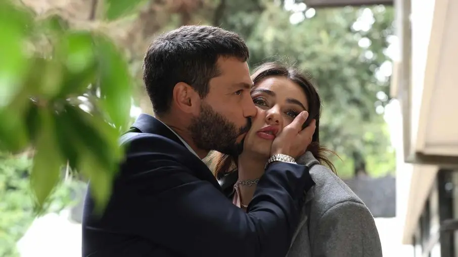 Show TV'nin 17. bölüm fotoğraf galerisinin kapak sahne fotoğrafı.
