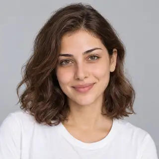 Yirmili yaşlarda bir kadın, yüz fotoğrafı